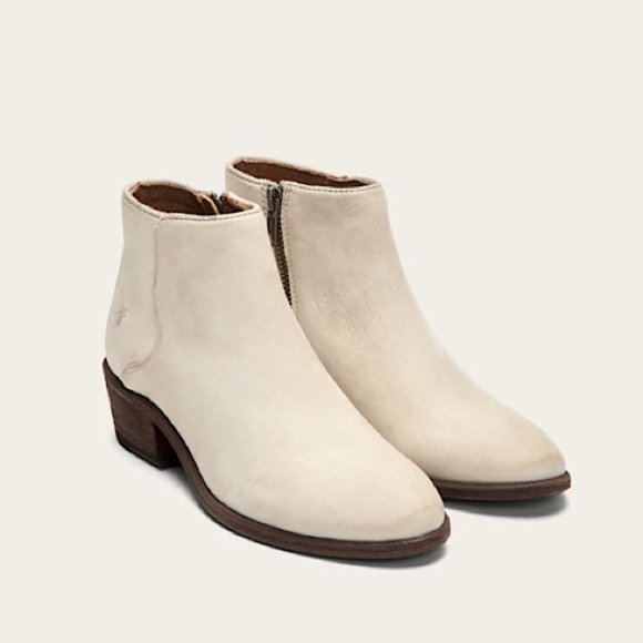 Frye Carson Piping Off-White Retro Chelsea Almond Toe Low Block Heel Ankle Boots - Picture 2 of 16